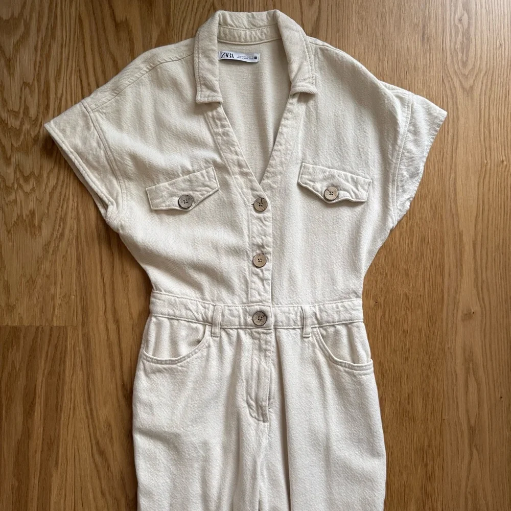 Zara vneck off white jumpsuit size S - Picture 2 of 6